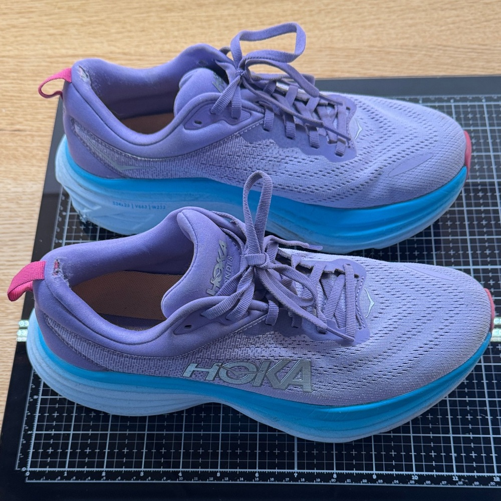 Hoka Bondi 8 Women’s size 9.5